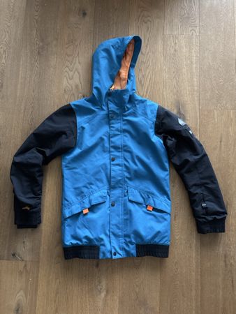 Veste O’NEIL taille 12 ans 152cm