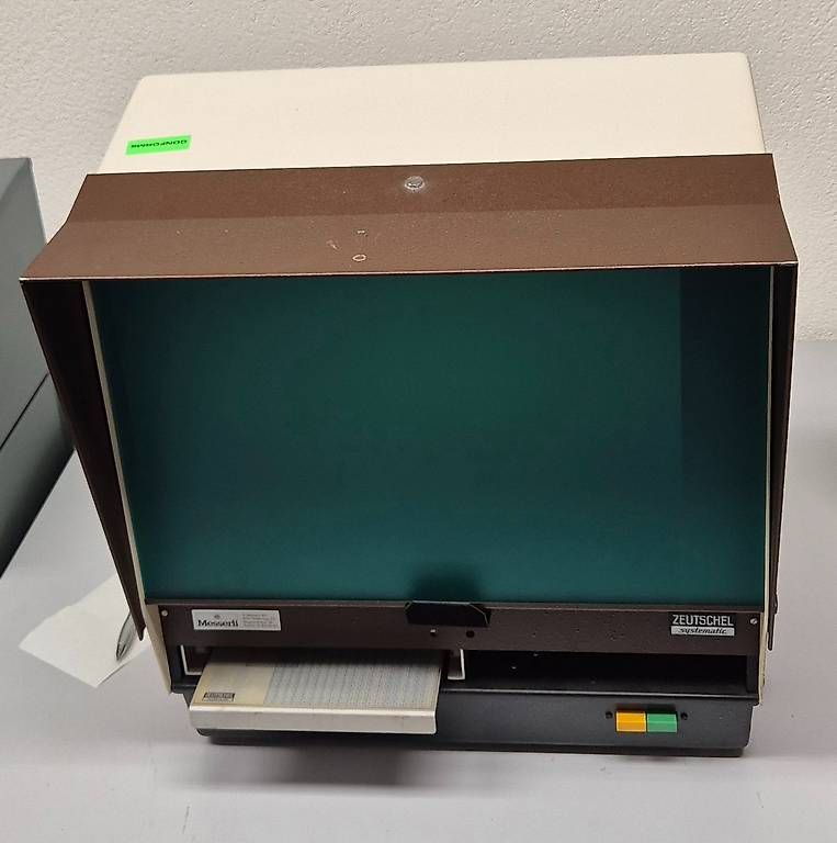 Alle Maschinen: Mikrofilm / Microfiche - Lesegerät – Gebraucht aus Zürich von tppx
