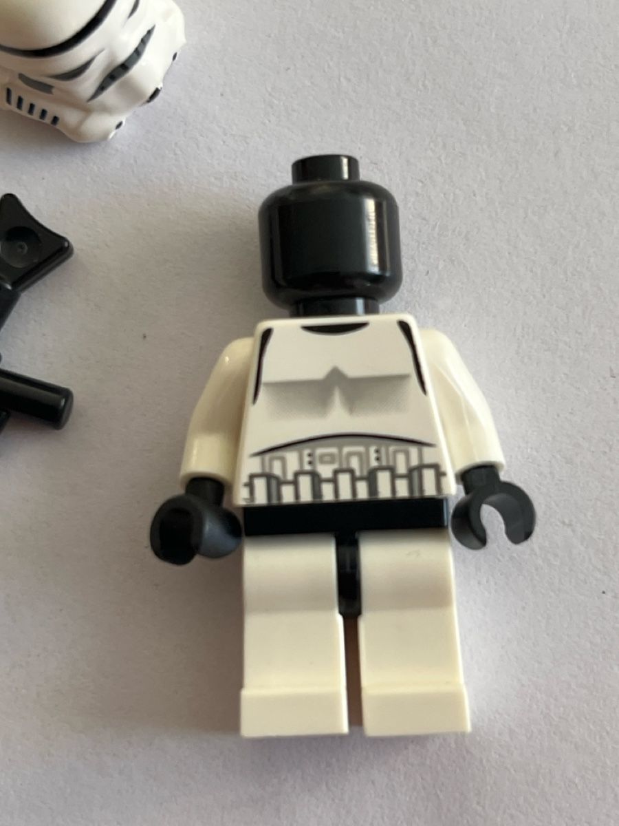 Statuette: LEGO Star Wars Imperial Stormtrooper – Usato da neuenhof venduto da cocoros 3