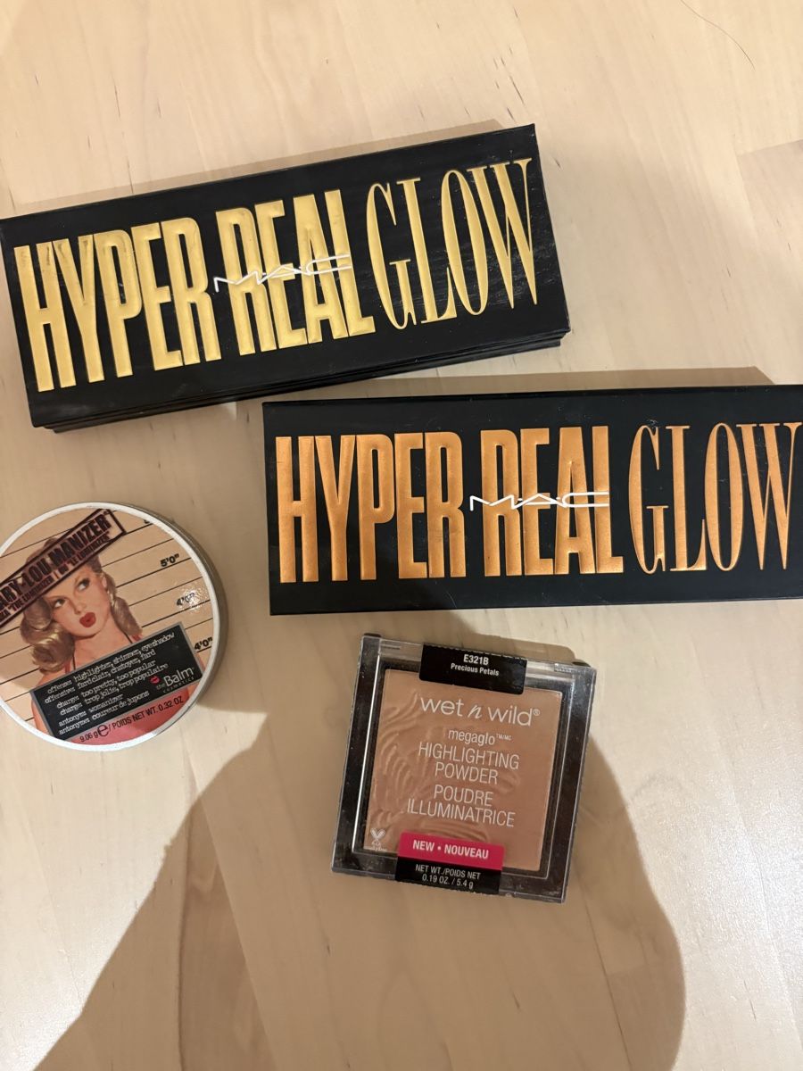 Mac Cosmetics Make-up: Highlighter Set – Neu (gemäss Beschreibung) aus Spiez von Michaela333