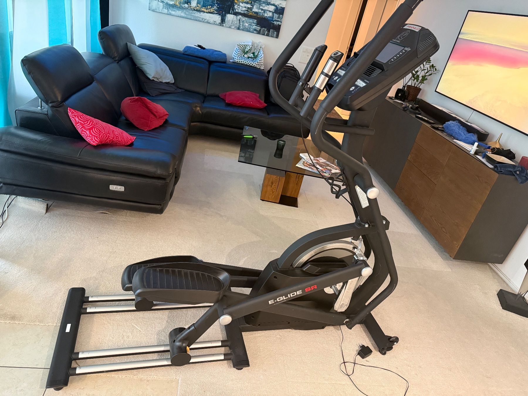 Finnlo Vélos d'appartement: Finnlo E-Glide SR Ellipsentrainer – D'occasion à Emmen par Rastanser