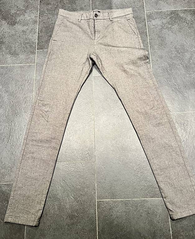 We Pantaloni: WE Herren Stoffhose W31 L34 – Usato da Kilchberg ZH venduto da SyFo286