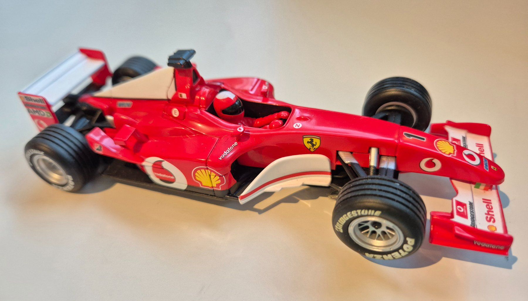 Carrera Piste: Carrera Evolution Ferrari F2002 V10 Nr. 1 – Usato da Ennetbürgen venduto da Perlen01