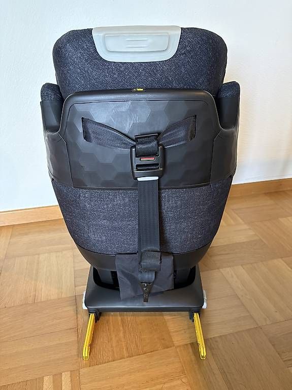Maxi-Cosi Auto-Kindersitze: Maxi Cosi Titan Pro Auto-Kindersitz – Gebraucht aus Schönholzerswilen von -Osiris- 3