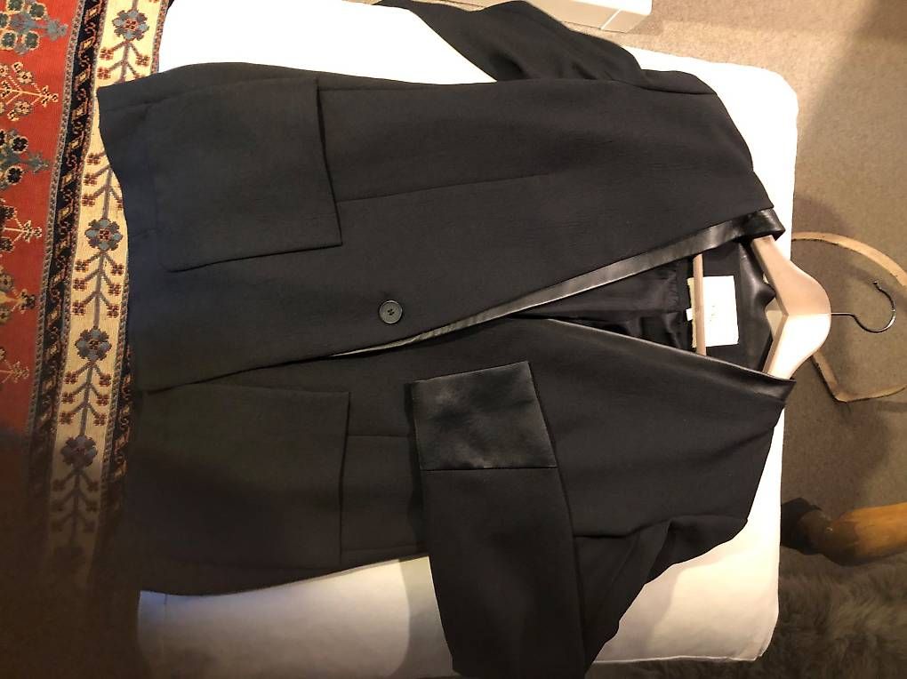 Maje Giacche: Bellissimo blazer Maje – Nuovo (secondo la descrizione) da Castelrotto venduto da cloe28 1