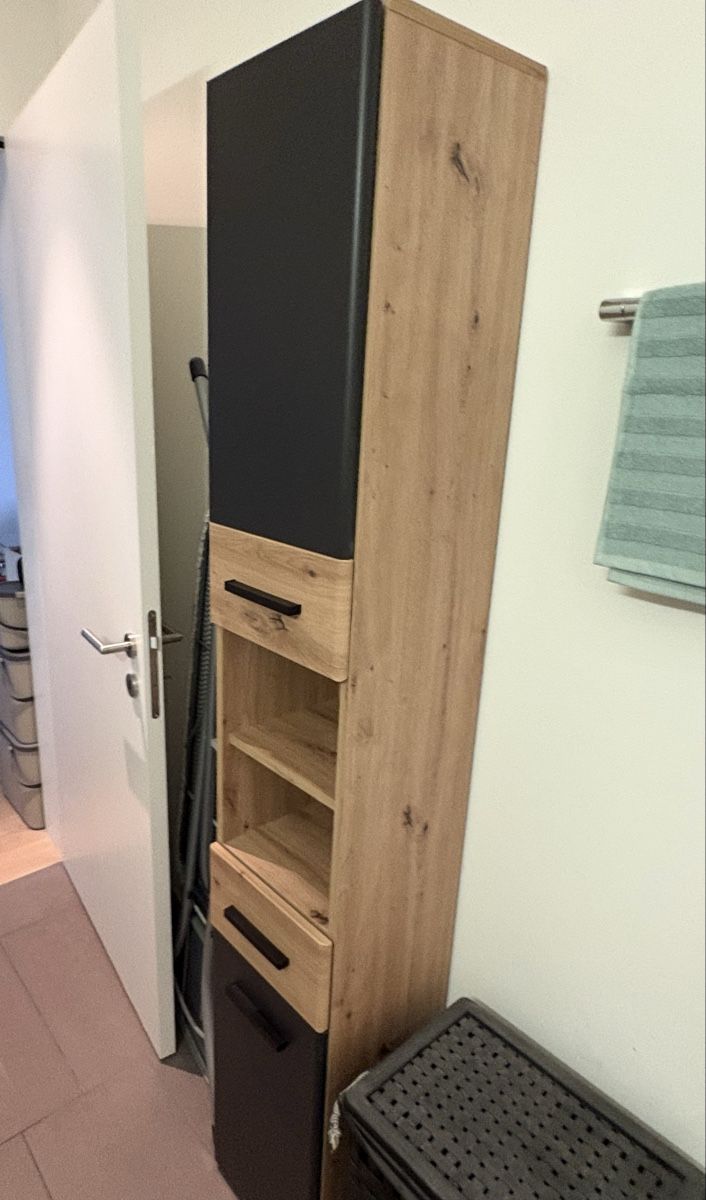 Armadi: Badschrank Eiche-Optik  – Usato da Winterthur venduto da chb_x799