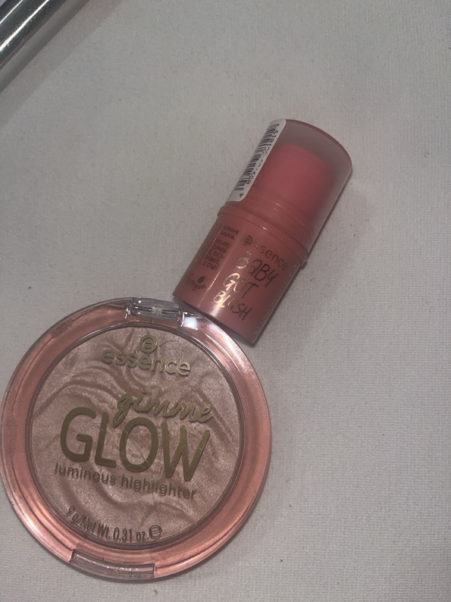 Make-up: Essence Gimme Glow Highlighter & Blush neu – Nuovo e nell'imballaggio originale da Arch venduto da sibylle.anne