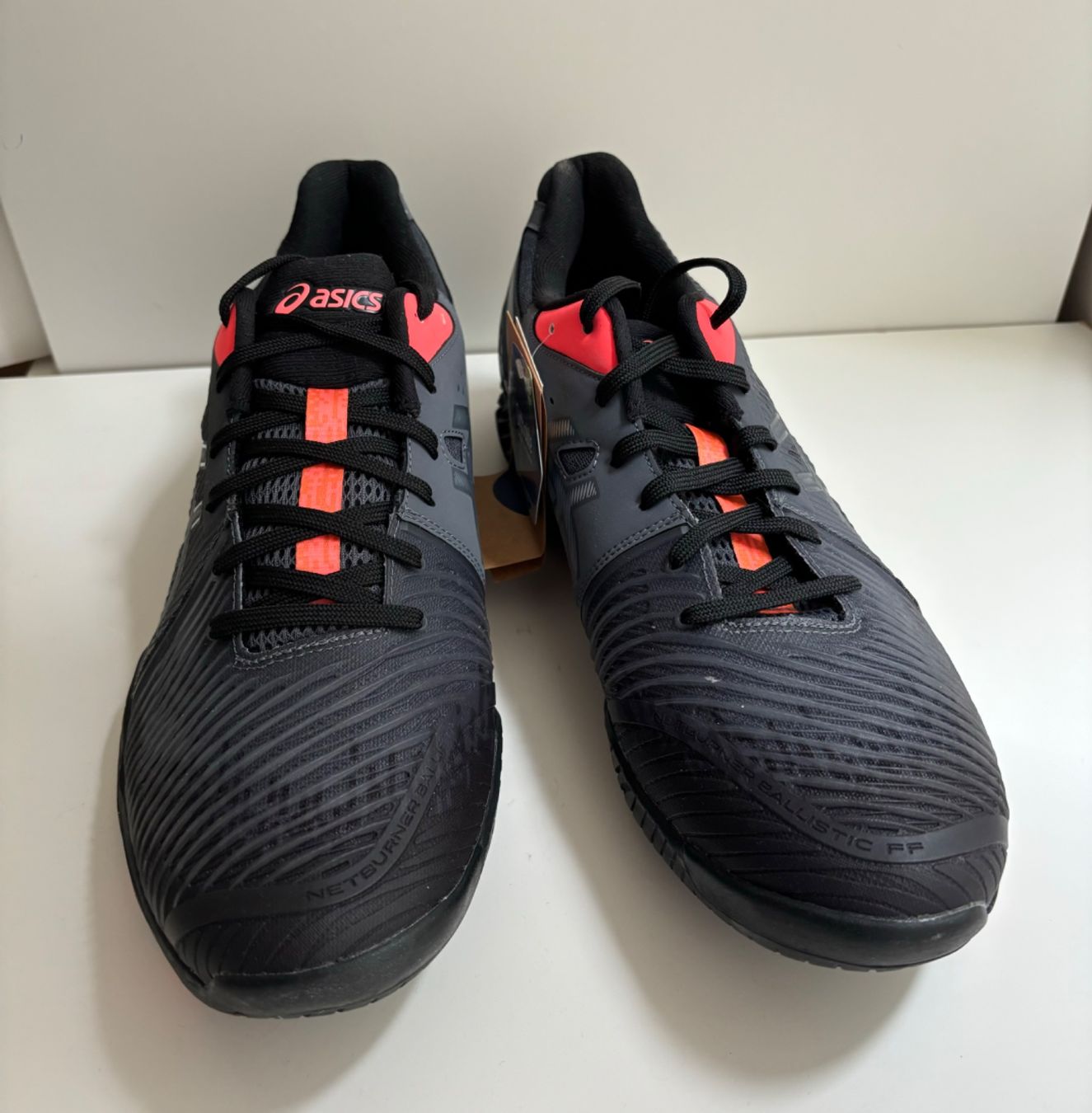 Asics Scarpe da uomo: ASICS NETBURNER BALLISTIC FF 2 L.E. Herren, Gr. 46 – Nuovo e nell'imballaggio originale da Luzern venduto da falena01 2