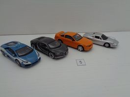 4 Modellauto Bburago 1/43