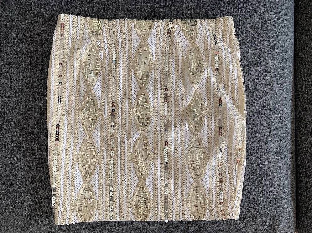 Röcke: Vends mini-jupe Femme à Sequins – Gebraucht aus Crans VS von cei_qws7
