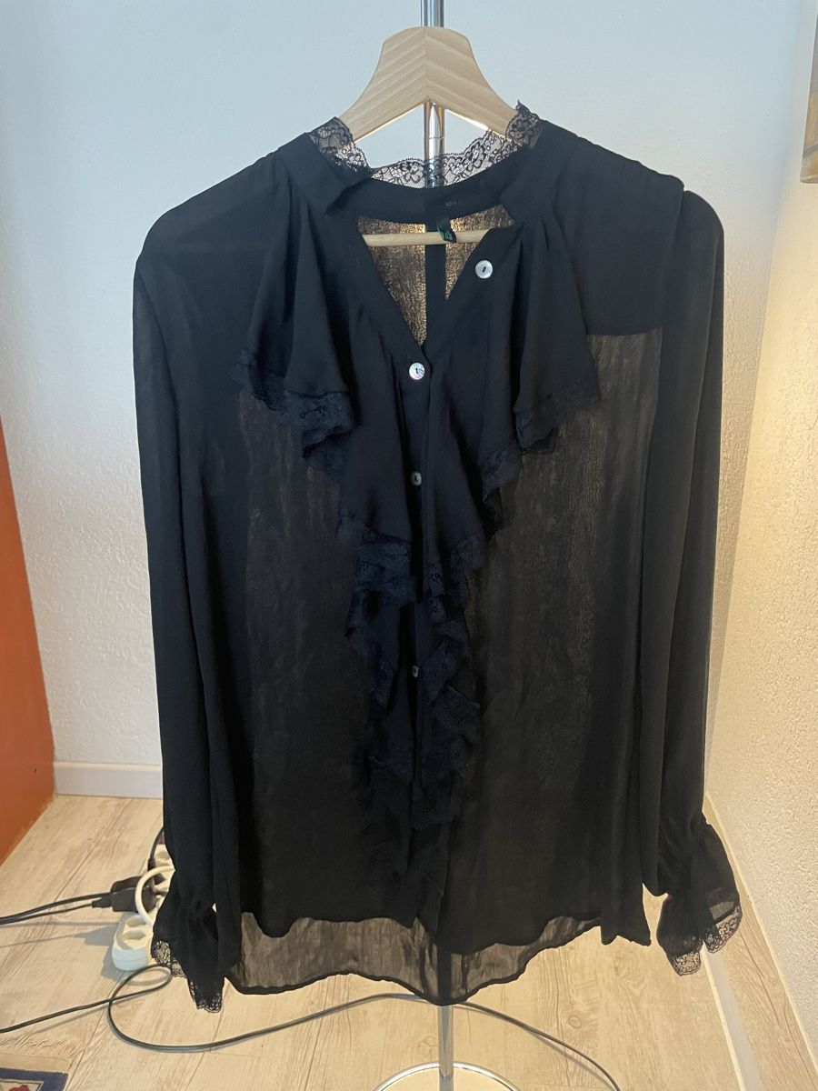 Blusen: Elegante schwarze Bluse mit Spitzen, Grösse M – Neu (gemäss Beschreibung) aus Meierskappel von Hala03 1