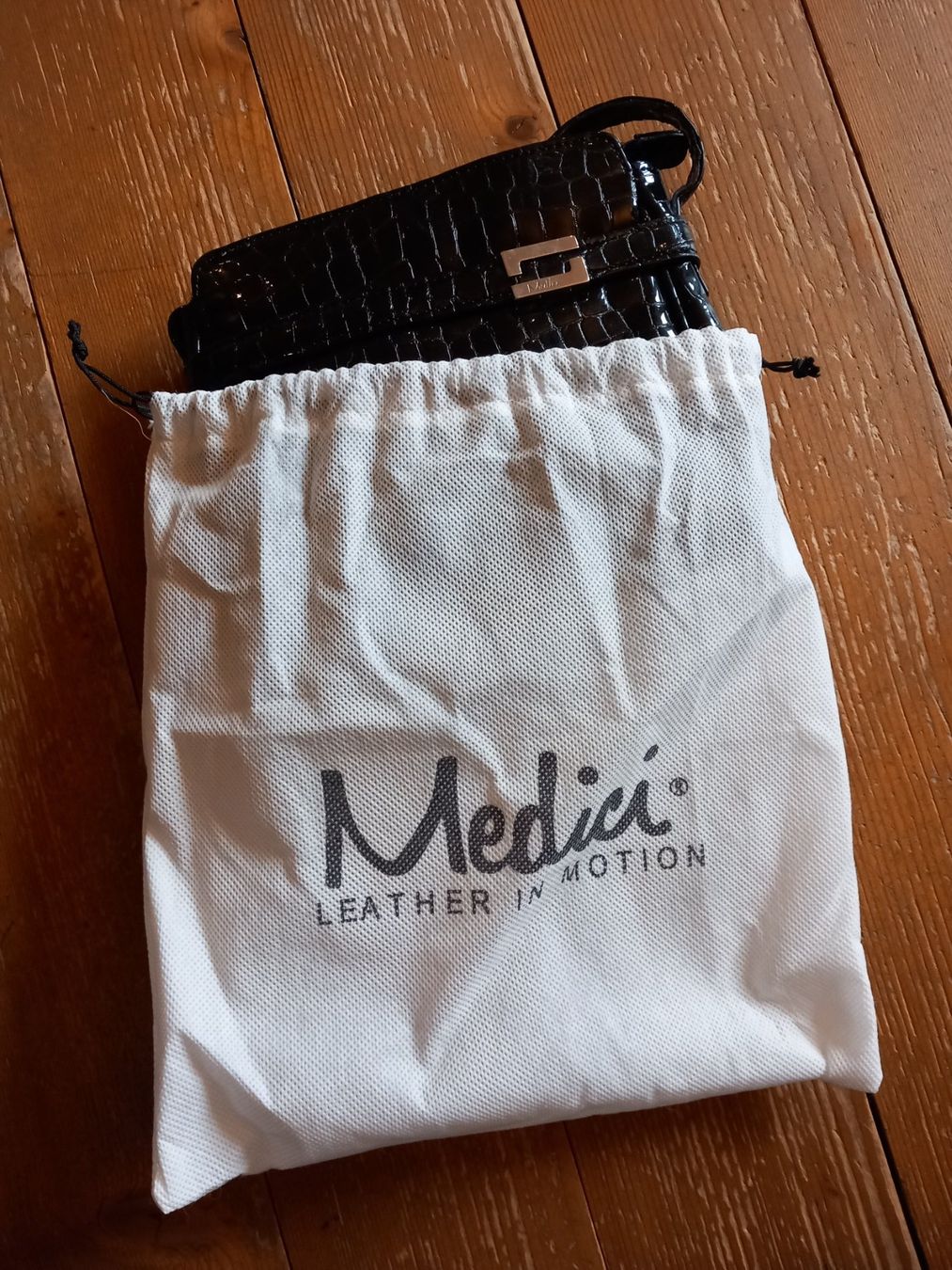 Borse da donna: Medici Handtasche mit Staubbeutel – Usato da Nänikon venduto da Haexli_70 5