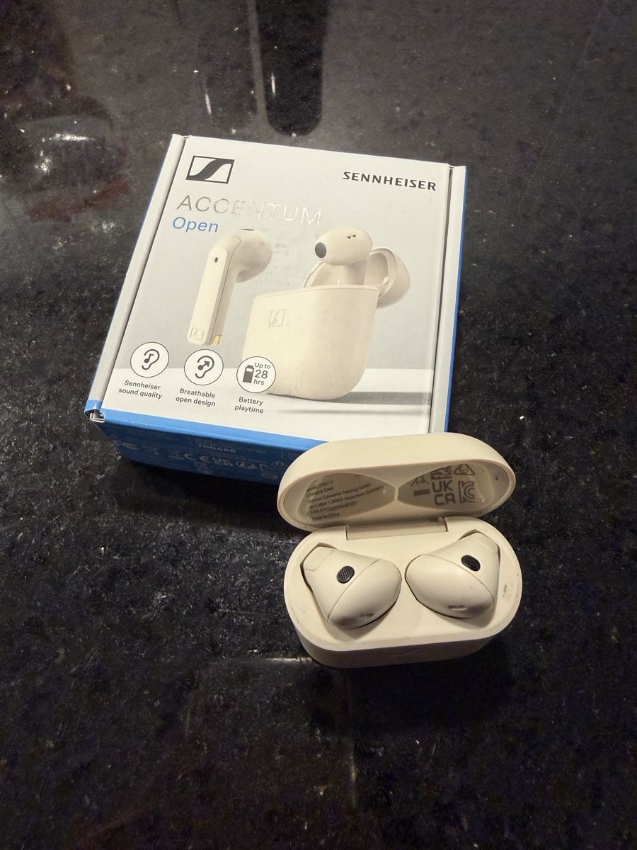Sennheiser Kopfhörer: Sennheiser ACCENTUM Open – Gebraucht aus Dottikon von Angii.Smile