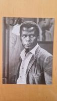Sidney Poitier, Original Autogramm auf Foto in s/w