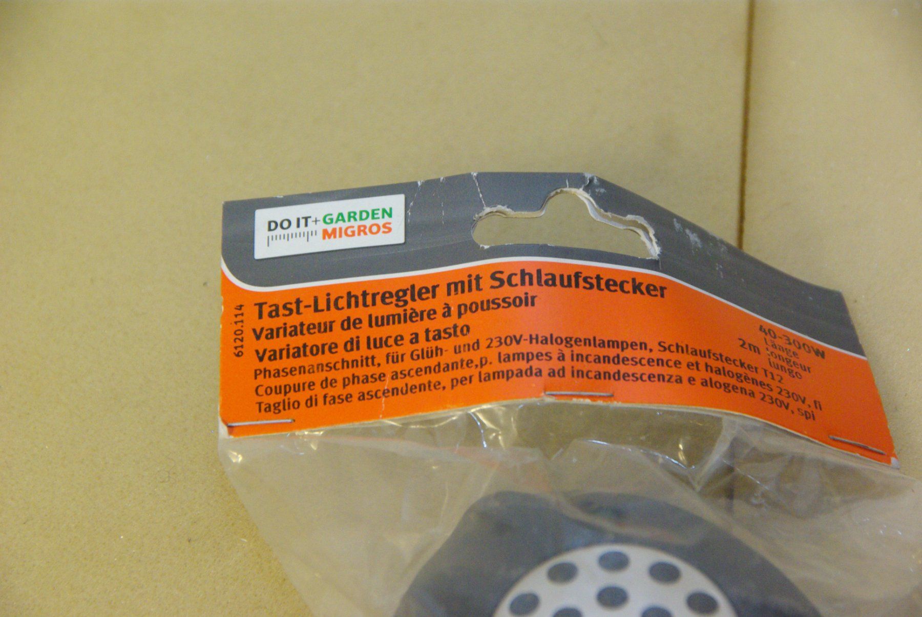 Interruttori: Tast-Lichtregler mit Schlaufstecker, schwarz – Nuovo e nell'imballaggio originale da Herisau venduto da Cevianer1844 1