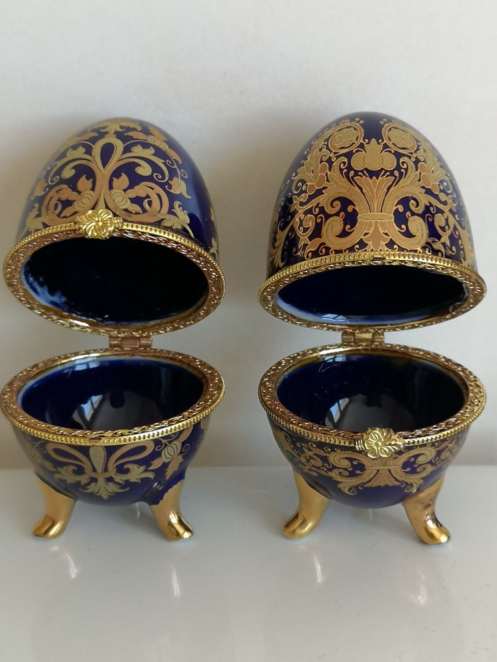 Toutes les décorations: 2 blaue Porzellaneier – D'occasion à Meggen par MamaMaximus 1