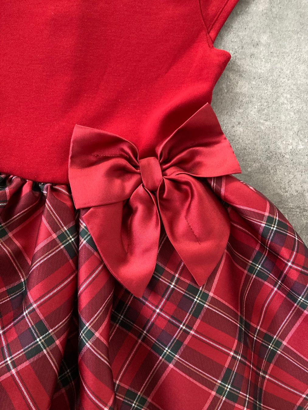 Robes et jupes: Wunderschönes Festkleid – D'occasion à Hettlingen par rselchi 1