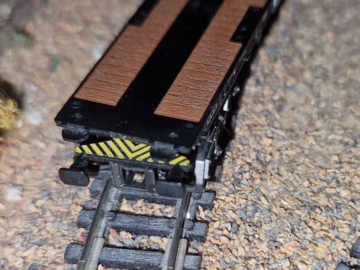 Trix Modellini di ferrovie: Minitrix Spur N Containertragwagen 4 achsig – Usato da Unterengstringen venduto da Kab81 1