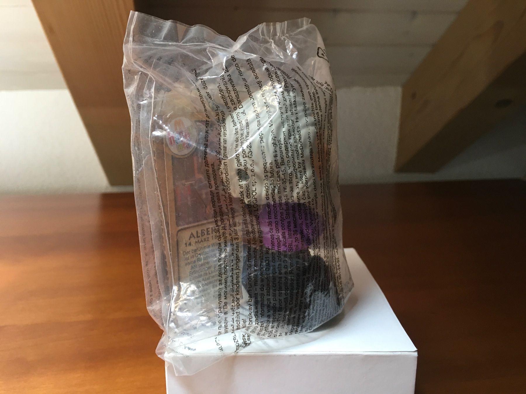 Statuette: Albert Einstein Figur Happy Meal Mc Donalds – Nuovo e nell'imballaggio originale da Wohlen AG venduto da PrivatSammlung 1