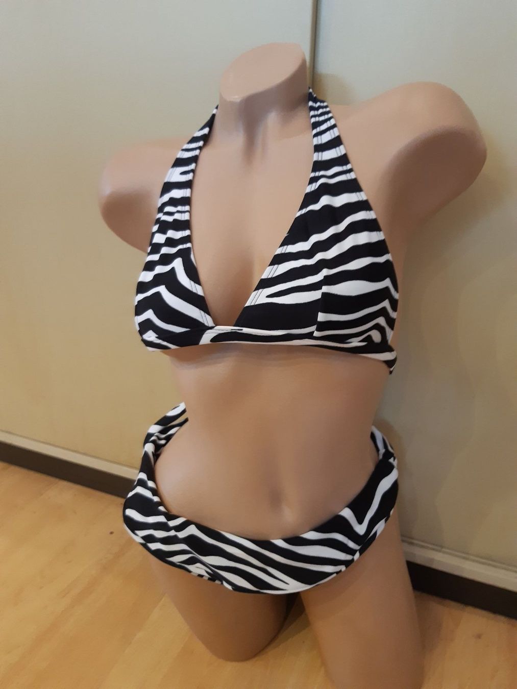Costumi da bagno & Bikini: Schwarz weisses Bikini Braslien M – Nuovo e nell'imballaggio originale da Ibach venduto da fantasyfashion