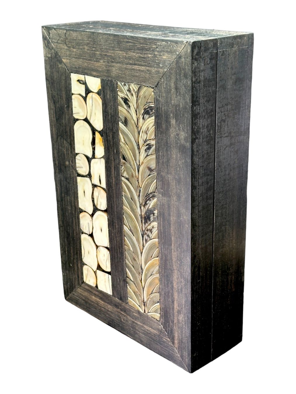 Humidore: Ancienne cave à cigares en bois avec décorations en corne – Gebraucht aus Morges von deco.vintage 3