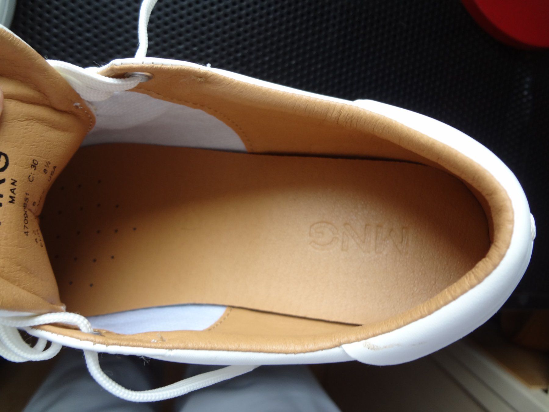 Herrenschuhe: Basket MNG - blanche - Taille 42 - Neuve. – Neu (gemäss Beschreibung) aus Aigle von Robflac55 5