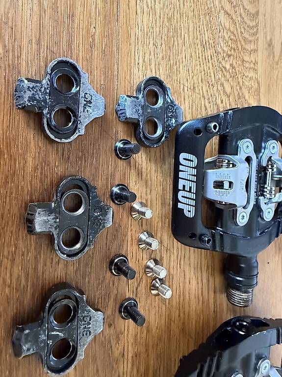 Pièces détachées: OneUp   Clip Pedal – D'occasion à Heiligkreuz (Mels) par denali81 1