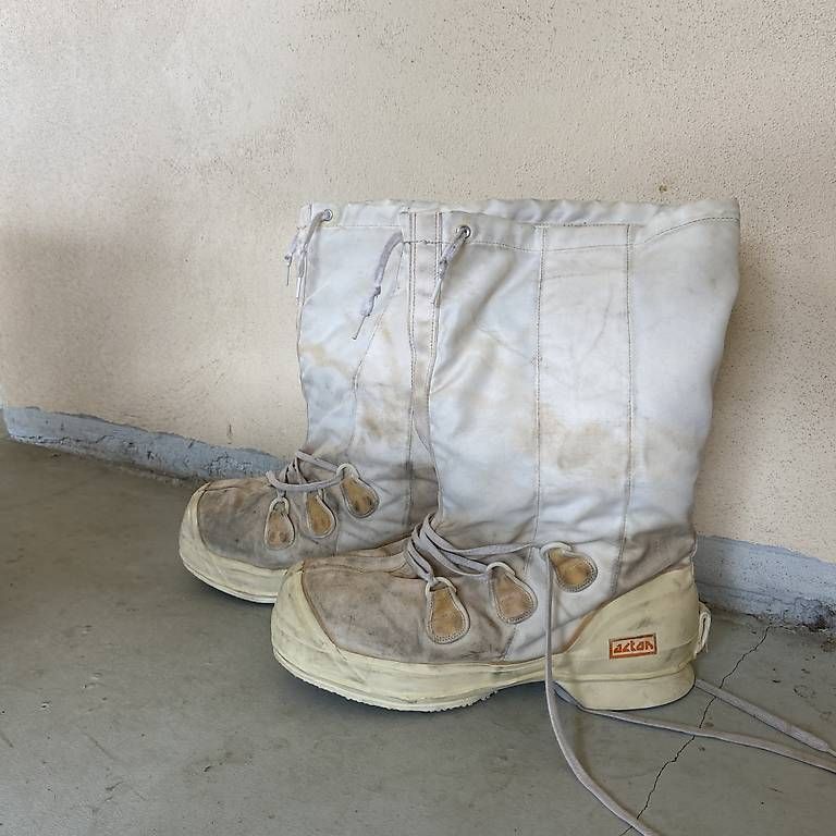 Scarpe da donna: Acton Canadian Armed Forces Arctic Mukluks – Usato da Dino venduto da floripaolo