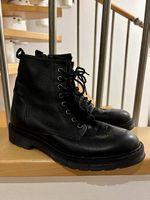 Boots à lacets cuir noir 38 c neuf