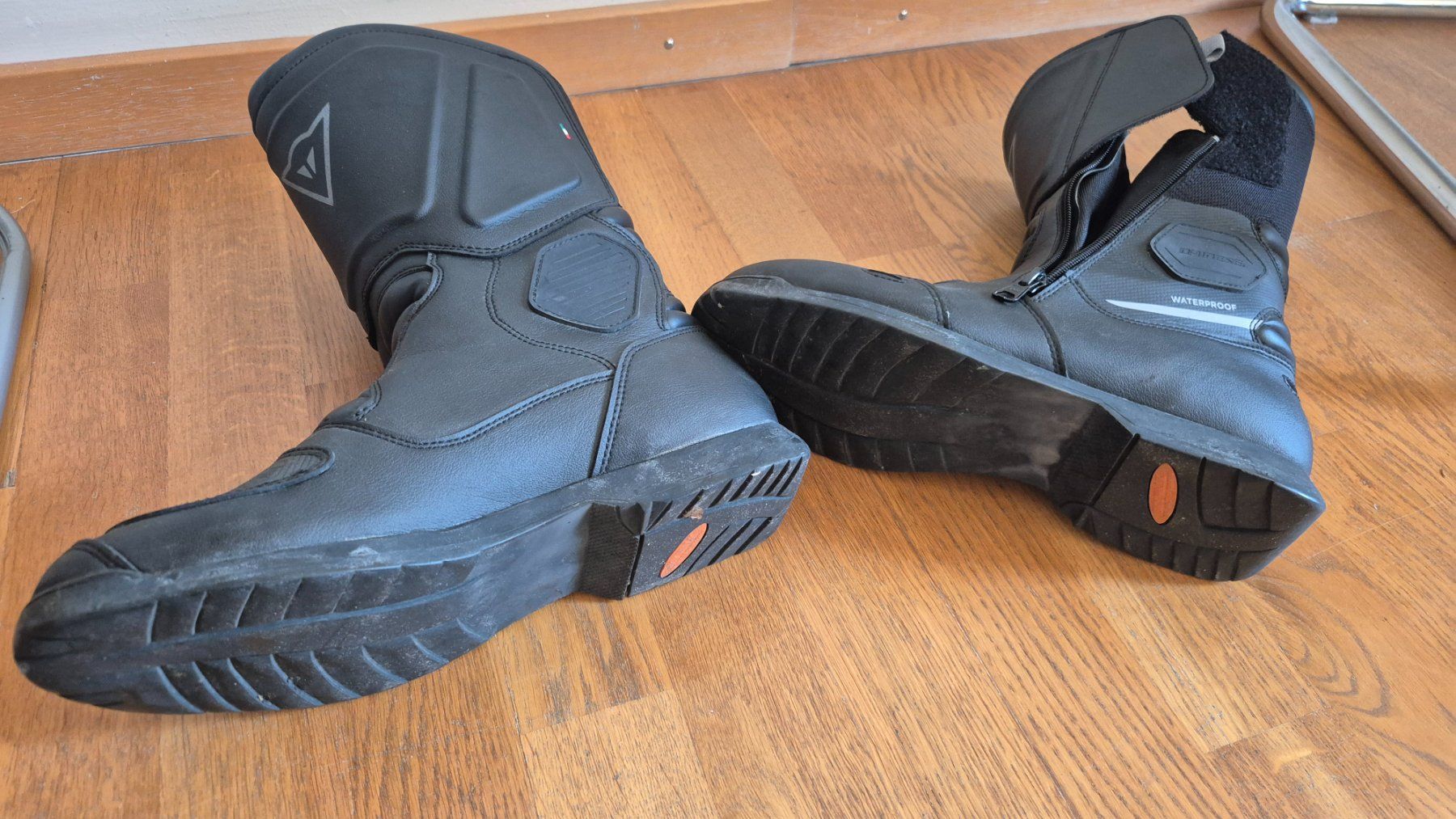 Dainese Scarpe da uomo: Motorradstiefel Grösse EU 44 – Usato da Zürich venduto da LarsKl 3