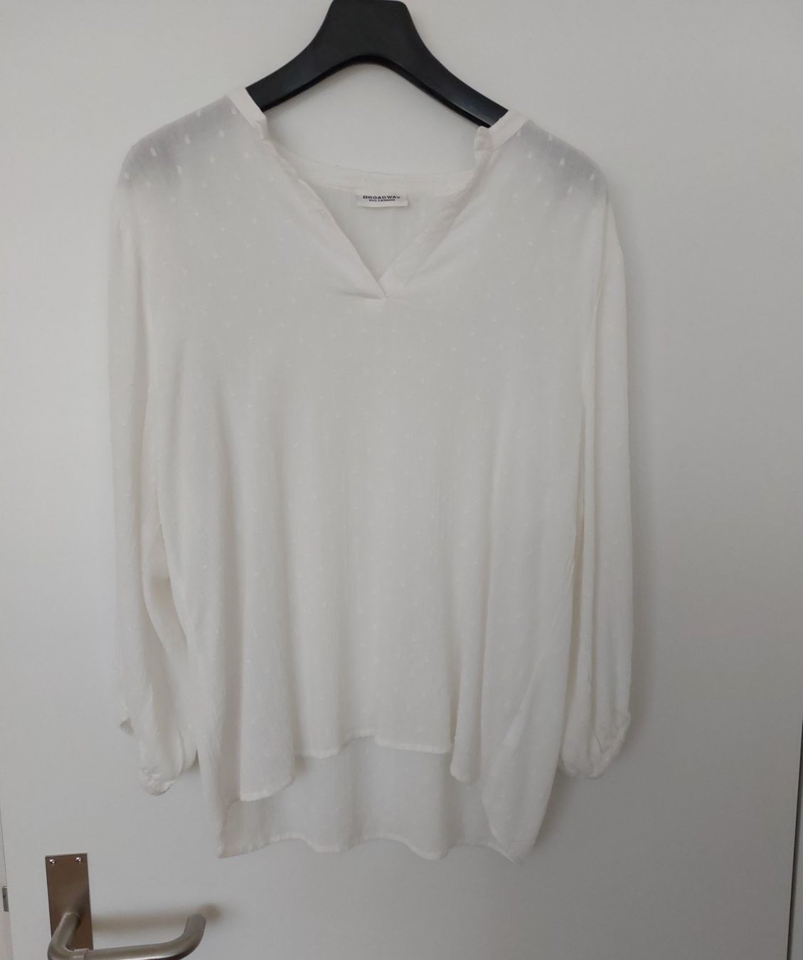 Broadway NYC Fashion Camicette: Bluse – Nuovo (secondo la descrizione) da Bellach venduto da bri_m8rs