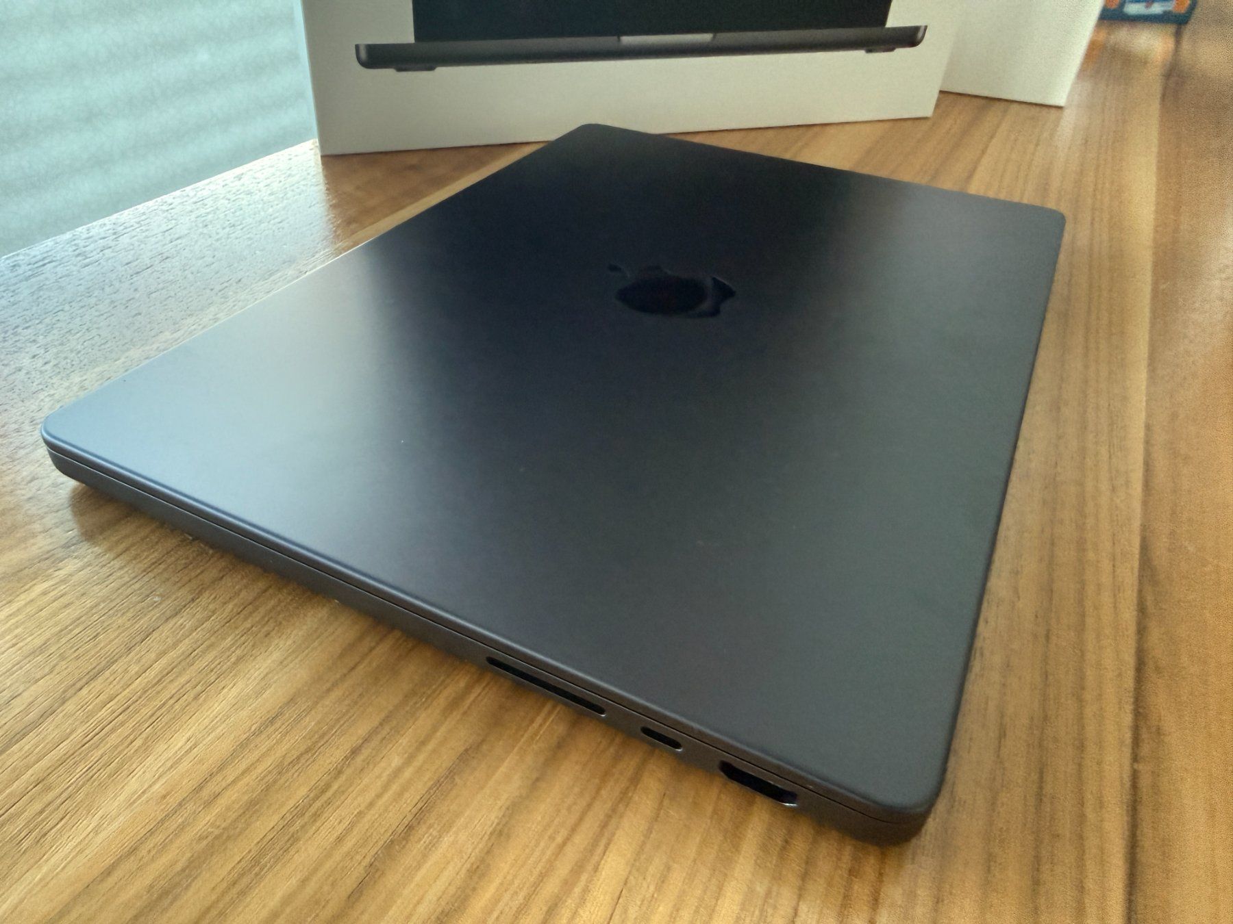 Apple Notebook: MacBook Pro M4 Core Max 14", 64GB RAM / 2TB SSD, Nano Glas – Usato da Unterseen venduto da dan_rlq2 2