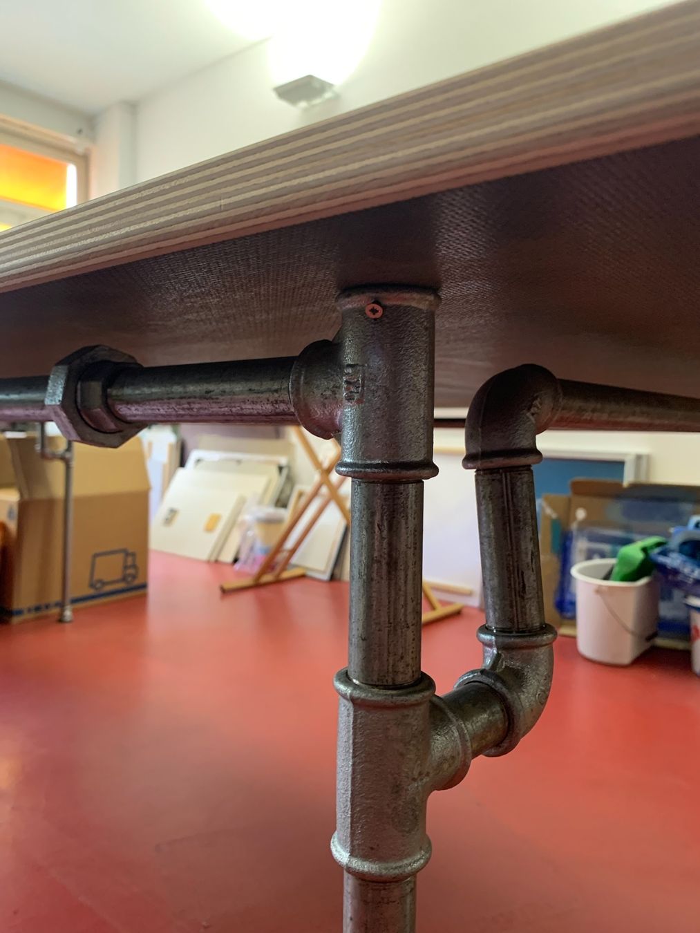 Tavoli: Extra grosser Atelier-, Team- oder Konferenztisch 250 × 125 – Usato da Zürich venduto da cluethi 4