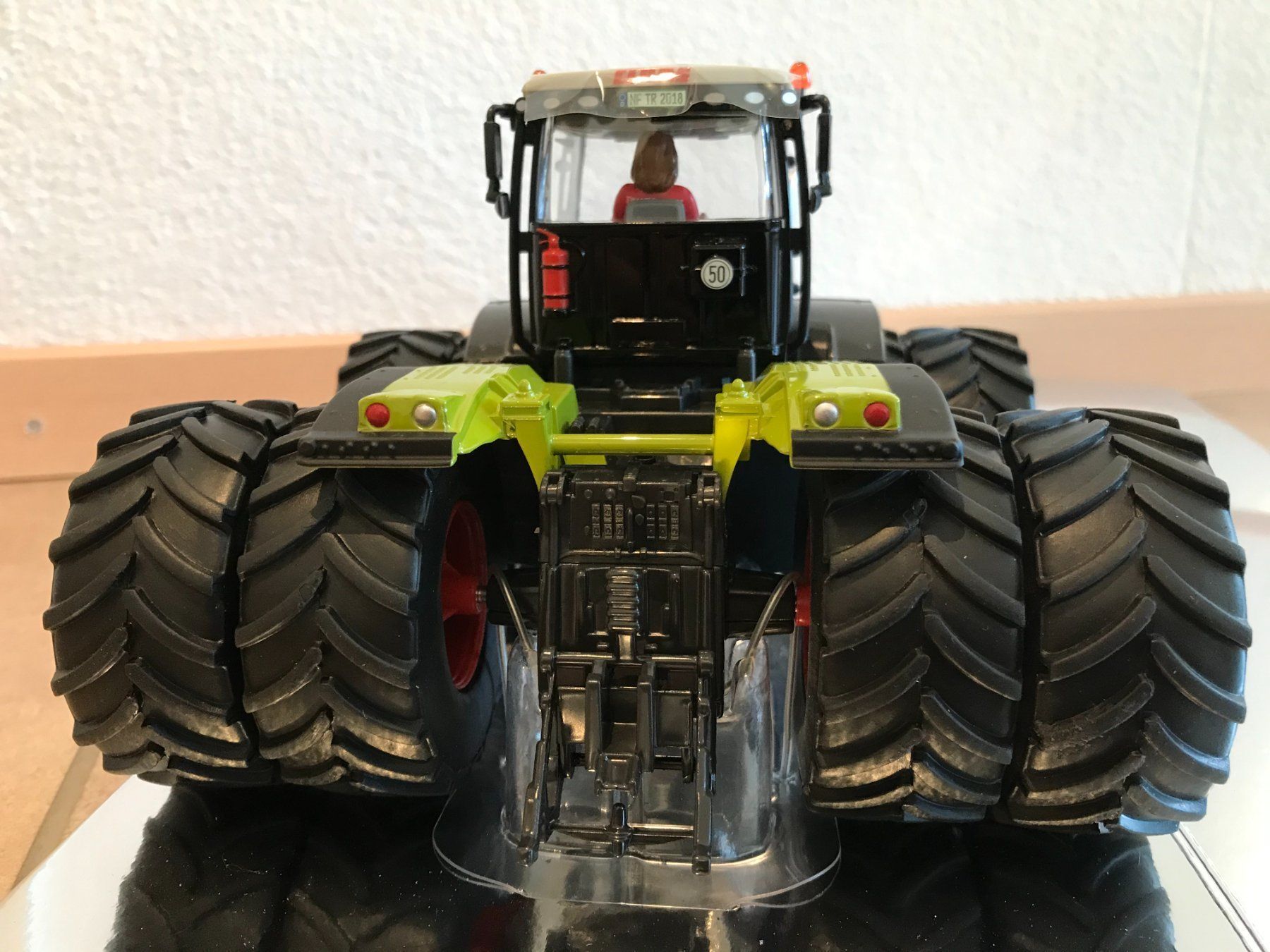 Claas Trattori: SIKU Claas Xerion 4500 VC – Nuovo e nell'imballaggio originale da Kreuzlingen venduto da Stefan1150 5