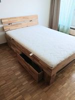 Massivholz Bett 140x210 mit 4 Rollschubladen