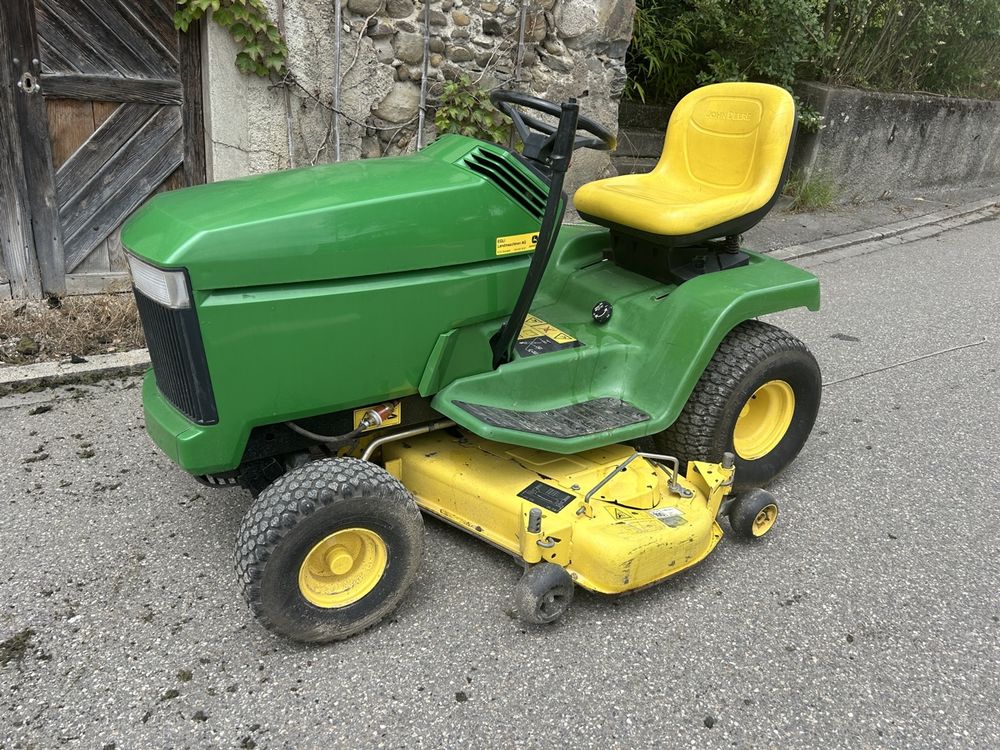 Rasentraktor John Deere LX188 mit 48“ Mähwerk Kaufen auf Ricardo