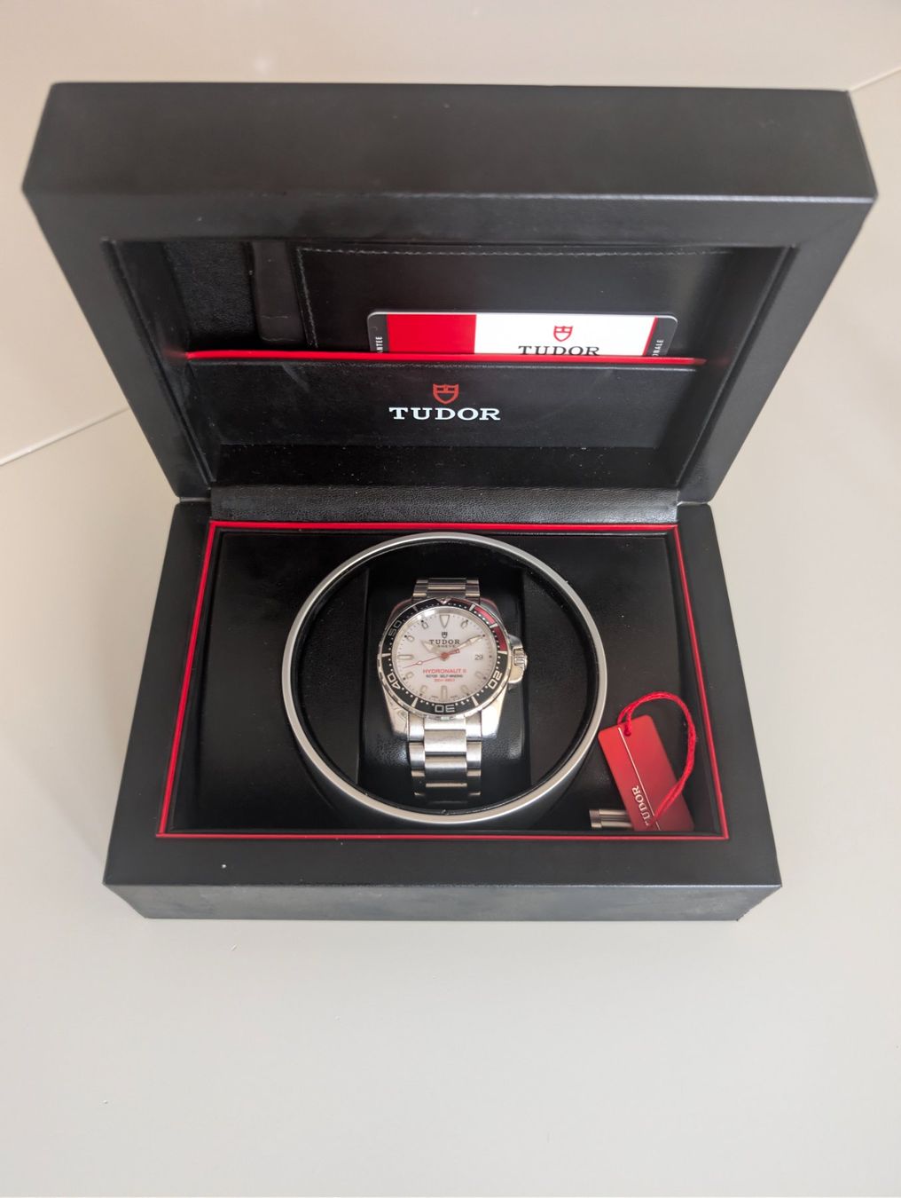 Tudor Orologi: Tudor Hydronaut II – Usato da Genève venduto da pen_s7pw