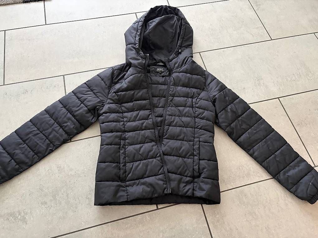 Only Giacche: Only Jacke Damen S/36 – Usato da Wettingen venduto da buntmaler2005 3