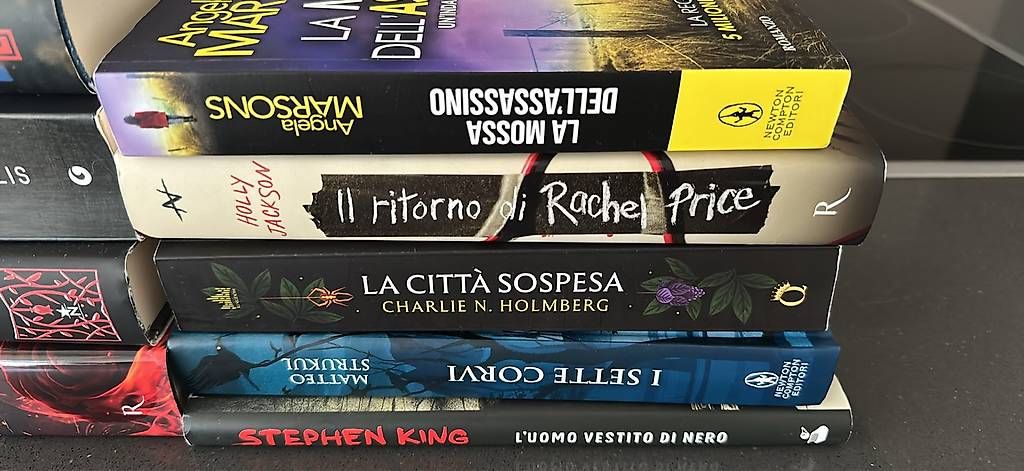 Libri: Diversi libri thriller fantasy  – Usato da Sementina venduto da mon_s8tz