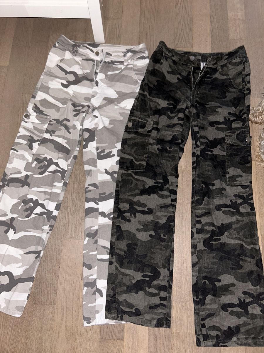 Lotti & Set di vestiti: 2er Pack Camouflage Cargohose – Nuovo (secondo la descrizione) da Rorbas venduto da KiseliKupus 2