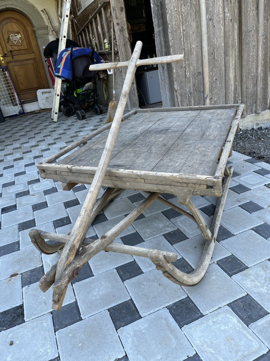 Slitta: Holzschlitten, Antik, Alt, Altholz – Usato da Brunnadern venduto da Corrado90 1