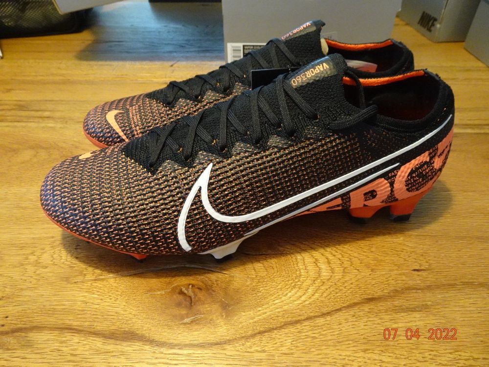 Mercurial Vapor 13 Singles Day Limited Edition AQ4176-018