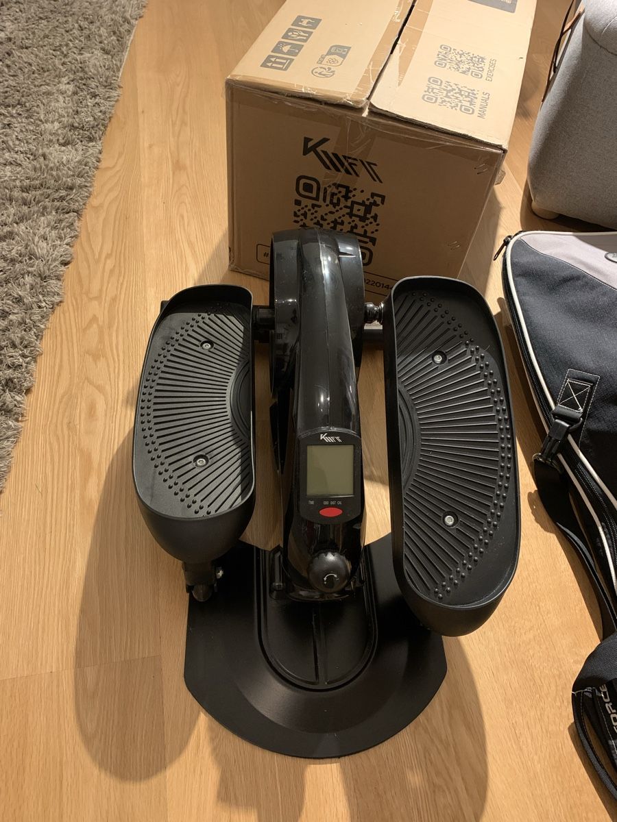 Vélos d'appartement: Stepper/ Under Desk Elliptical – D'occasion à Zürich par ama_h6ts