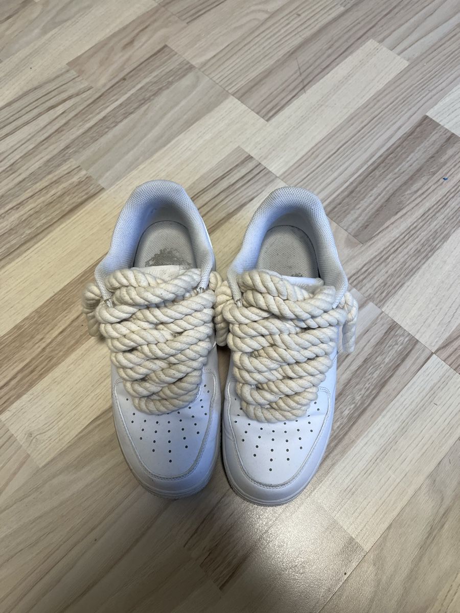Nike Scarpe da uomo: Air Force 1 Low, Ropeforce, Weiss, Gr. 40 – Nuovo (secondo la descrizione) da Rheineck venduto da CS992000