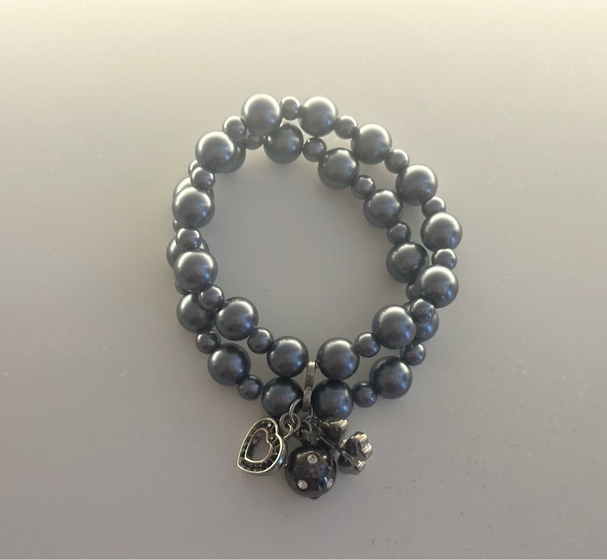 Bracciali & Braccialetti: Doppelte ARMBAND  mit 3 Anhänger – Nuovo (secondo la descrizione) da Flawil venduto da mar_9chb