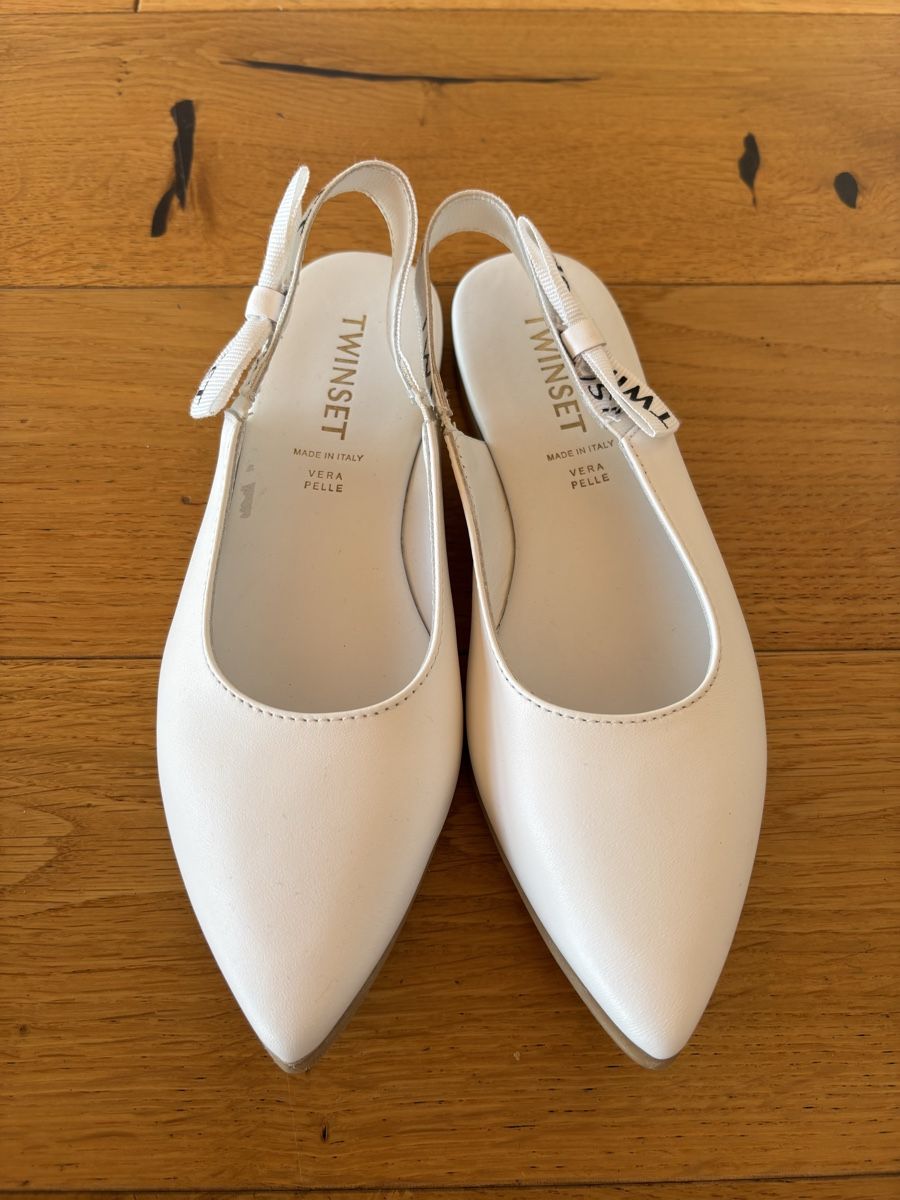 Twinset Schuhe für Mädchen: Weisse Slingpumps von Twinset, Gr.33 – Gebraucht aus Estavayer-le-Lac von constance-esta 1