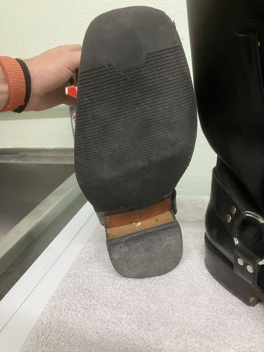 Scarpe da uomo: Westernstiefel – Usato da Küssnacht am Rigi venduto da Mf850 1