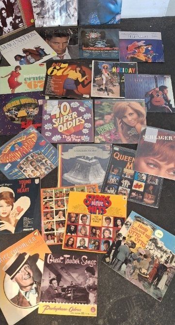 Schallplatten: Schallplatten Sammlung - Diverse Interpreten - Vinyl LP's🎯 – Gebraucht aus Emmenbrücke von abu_9mj8 4