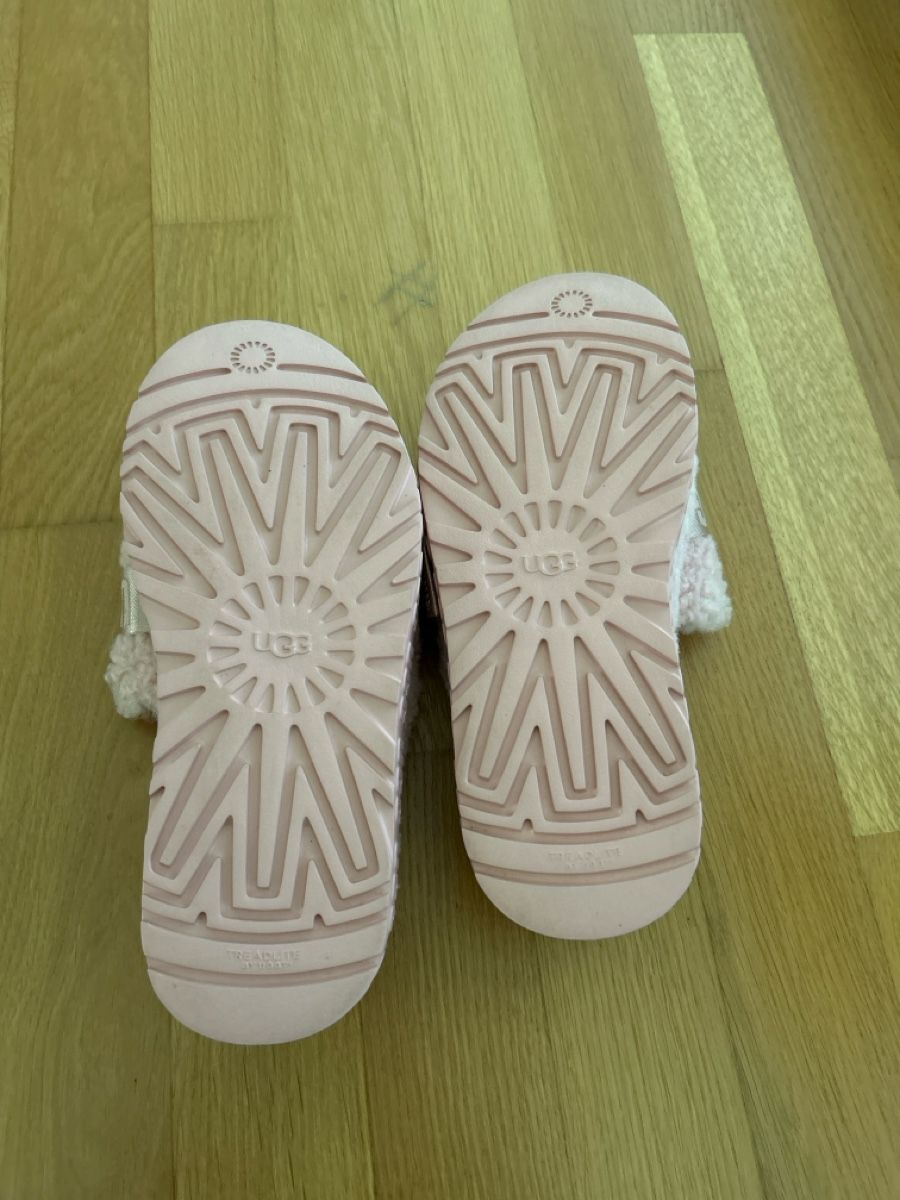 Ugg Damenschuhe: Ugg 38 – Neu (gemäss Beschreibung) aus Adliswil von mollymoo 1