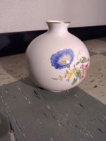 Meissen Kugelvase bemahlt ca 16,5cm hoch